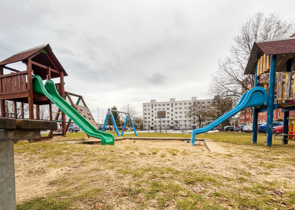 Na prenájom 3-izbový byt v Lednických Rovniach