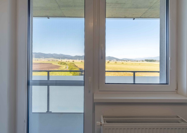 Na prenájom 1-izbový byt s parkovacím miestom v Poprade