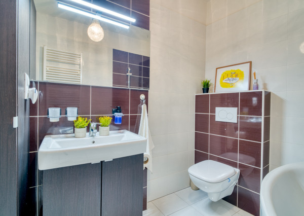 Na predaj veľkorysý 3-izbový byt s parkovacím státím v Rovinke