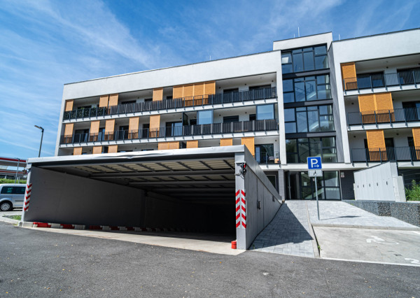 Na prenájom 2-izbový byt v Bratislave v projekte Nová Záhorská