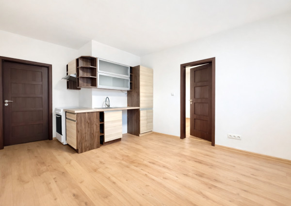 Na predaj zrekonštruovaný 2,5 izbový byt v Martine na Severe