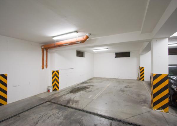 Na prenájom garážové státie v suteréne v Šamoríne