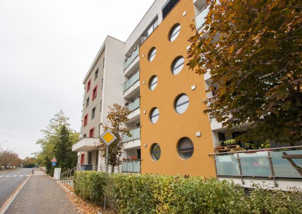 Na prenájom garážové státie v suteréne v Šamoríne