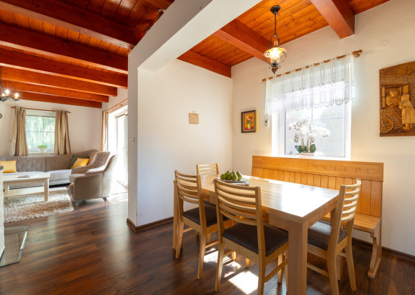 Na predaj 4-izbový rodinný dom v Moravskom Lieskovom