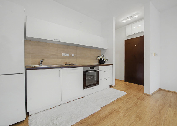 Na predaj 2-izbový byt so súkromnou záhradou v Žiline