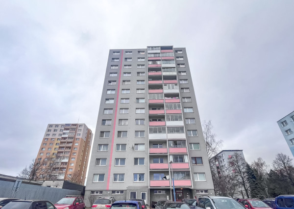 Na predaj 3-izbový zrekonštruovaný byt v Poprade