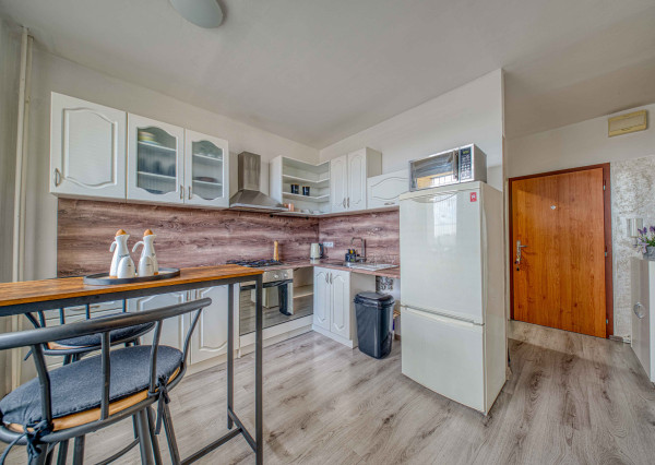 Na predaj 1-izbový byt v Senci