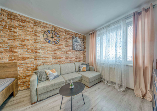 Na predaj 1-izbový byt v Senci