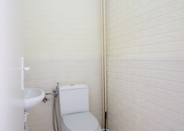 Na predaj dvojdom s rozľahlým pozemkom v centre obce Zlaté Klasy