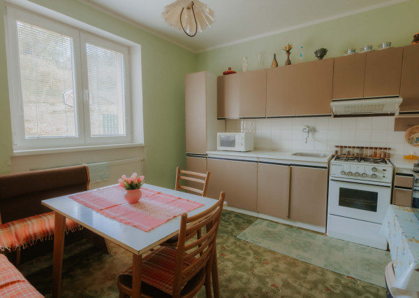 REZERVOVANÉ: Na predaj udržiavaný rodinný dom v obci Sverepec