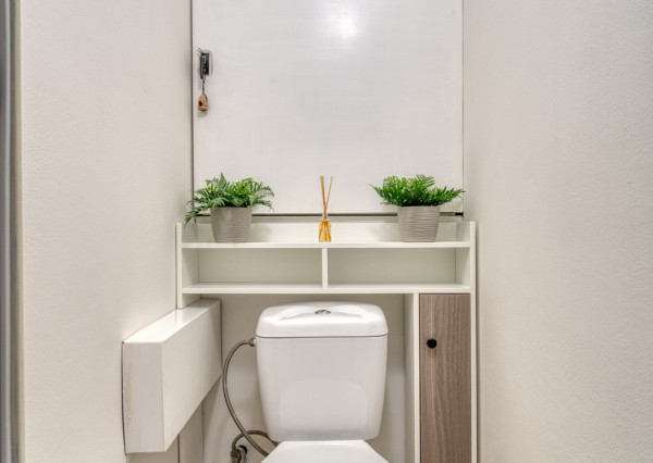 Na prenájom zariadený 2-izbový byt v centre Malaciek