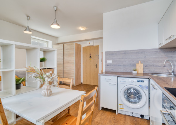 Na prenájom garsónka s parkovacím miestom v Malackách