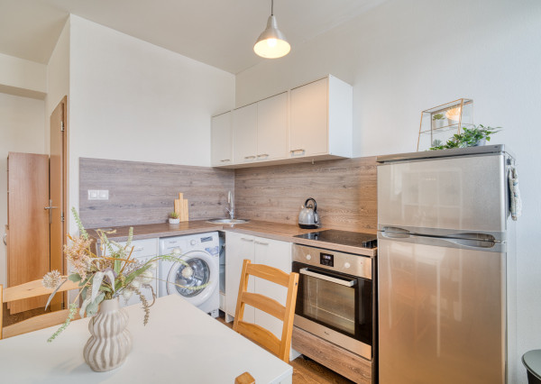 Na prenájom garsónka s parkovacím miestom v Malackách