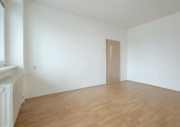 Na prenájom čiastočne zariadený 1-izbový byt v Martine-Podháj