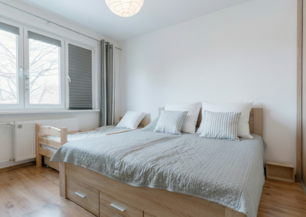 Na prenájom kompletne zariadený 2-izbový byt v centre Martina