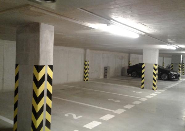 Na prenájom garážové státie pre 2 motorky - Panónska , Petržalka