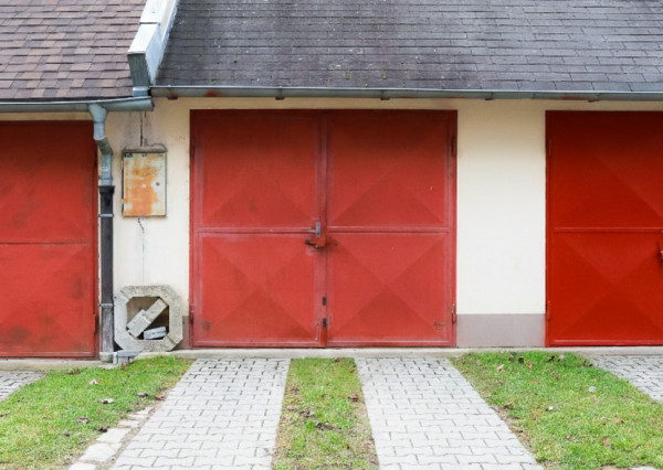 Na predaj garáž s parkovacím státím na sídlisku Juh, Trenčín