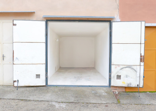 Na predaj garáž v Trenčíne na ulici Halalovka