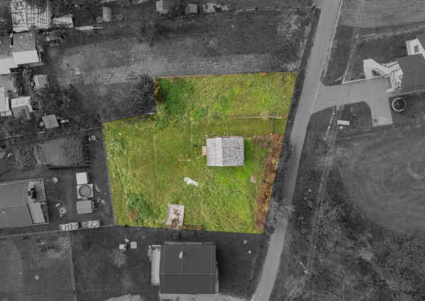 Na predaj dva stavebné pozemky v obci Brezolupy