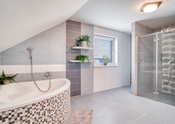 Na predaj rodinný dom s rozľahlým pozemkom v Kostolišti