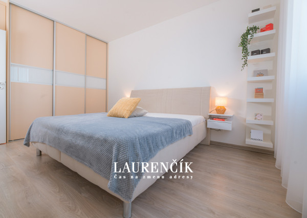 NA PRENÁJOM | MODERNÝ 2-IZBOVÝ BYT V TRENČÍNE