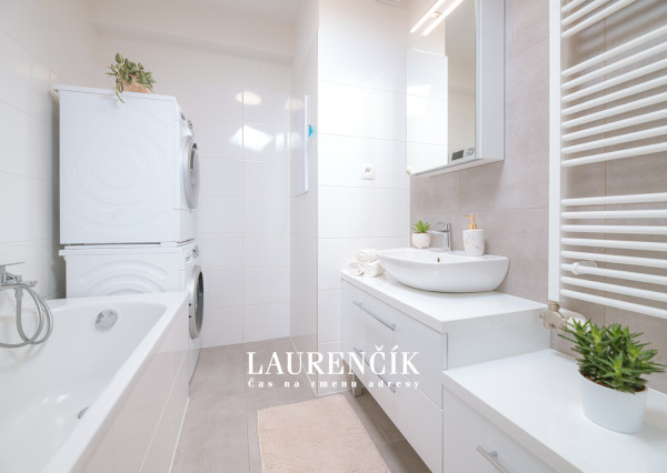 NA PRENÁJOM | MODERNÝ 2-IZBOVÝ BYT V TRENČÍNE