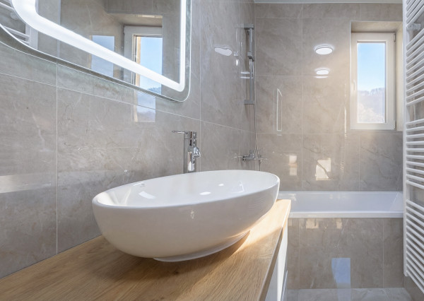 Na predaj zrekonštruovaný 3-izbový byt v obci Malcov