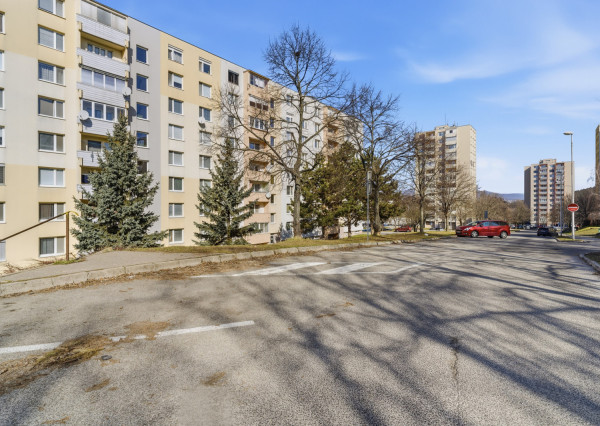 Na predaj slnečný 3,5-izbový byt v Nitre na sídlisku Klokočina