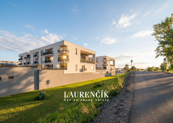 NA PREDAJ | 1-izbový byt v Trenčíne GreenBay Residence