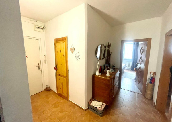 Exkluzívna ponuka 3 izb. veľkometrážného bytu v Bánovciach n/B s balkónom a pivnicou- SEVER