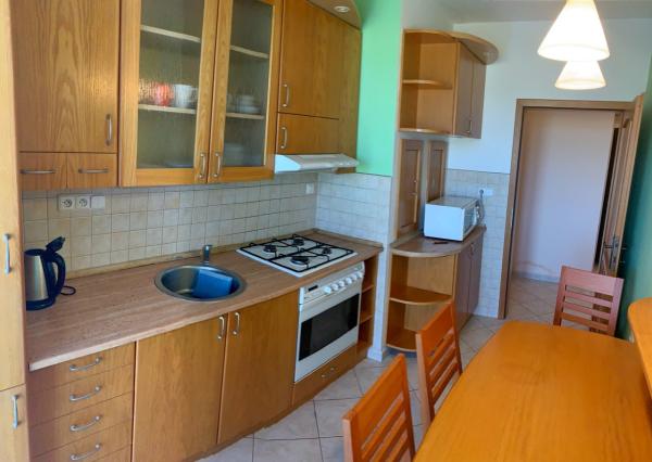 Na prenájom 2-izbový byt v centre Bánoviec nad Bebravou