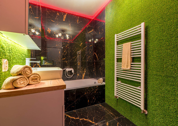 Na predaj rodinný dom s bazénom v obci Macov