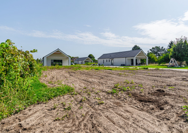 Na predaj moderný 4-izbový rodinný dom v Šoporni