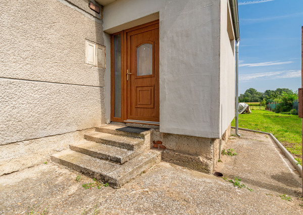 Na predaj zrekonštruovaný rodinný dom v Pate