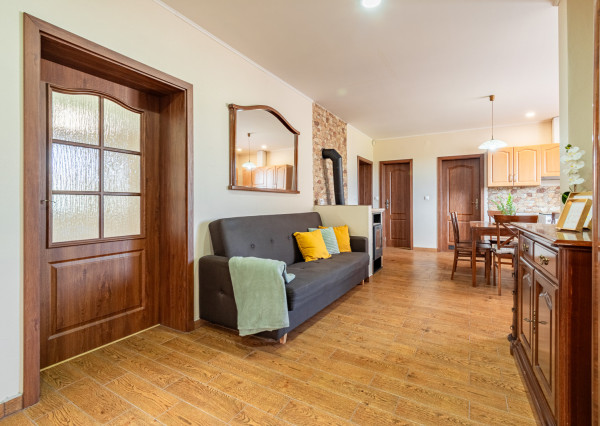 Na predaj zrekonštruovaný rodinný dom v Pate