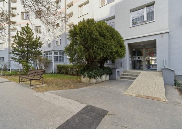 Na prenájom útulná garsónka v Bratislave - Vrakuňa