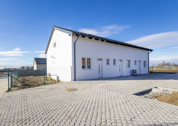 Na predaj novostavba v Lehniciach - časť trojdomu B