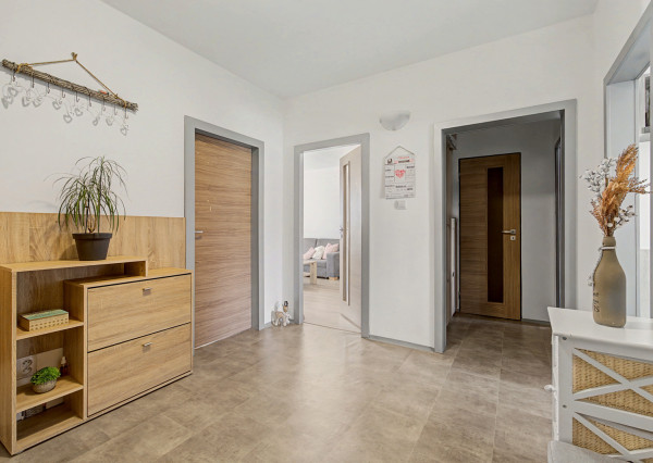 Na predaj veľkometrážny 3-izbový byt v Martine - Priekopa