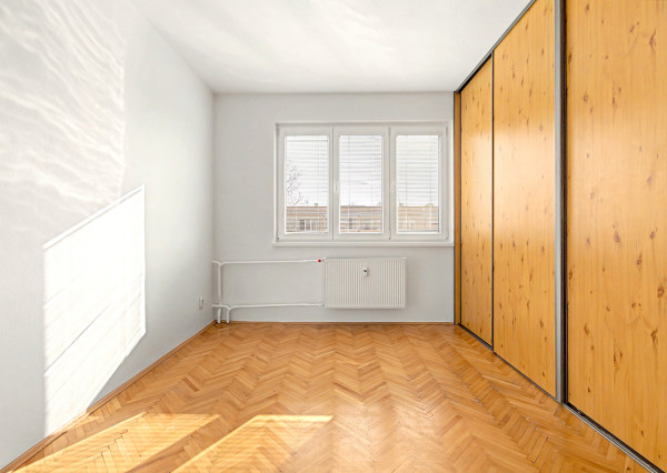 Na predaj 3-izbový byt s veľkou loggiou v Martin-Sever