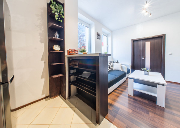 Na prenájom zariadený 2-izbový byt s parkovaním v Poprade