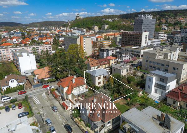 NA PREDAJ | UNIKÁTNY RODINNÝ DOM V CENTRE TRENČÍNA