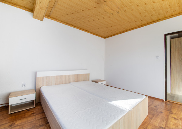 Na predaj veľkometrážny 3-izbový byt v Zákamennom