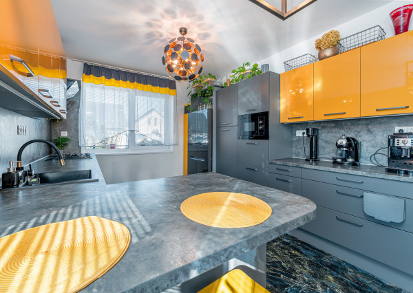 Na predaj rodinný dom s možnosťou ďalšej výstavby v Macove