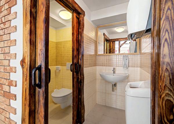 Na predaj polyfunkčný objem s luxusným rezidenčným podkrovím v Bratislave