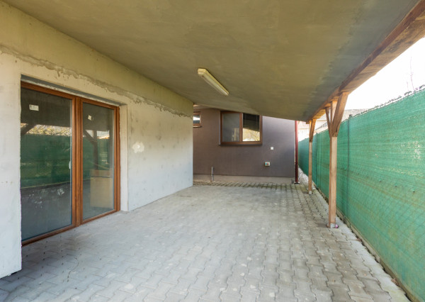 Na predaj 4-izbový dom s dvoma terasami v obci Horné Srnie