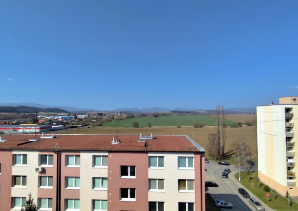 Na predaj 2-izbový byt s terasou v Bánovciach nad Bebravou