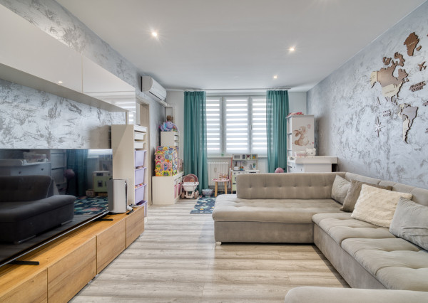 Na predaj 3,5 - izbový byt v meste Sereď