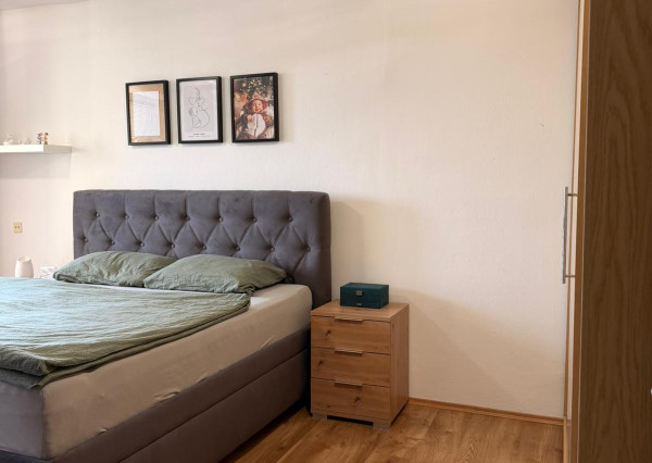 Na prenájom 3 izbový s 2 balkónmi na sídlisku JUH v Malackách