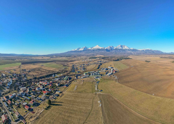 Na predaj pozemok v obci Mlynica