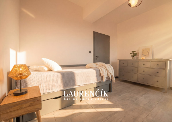 NA PREDAJ | 4-izbový byt s parametrami rodinného domu v Žiline na ul. Lenčova